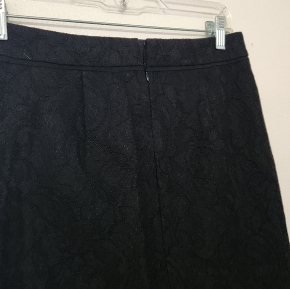 Ann Taylor Skirt - Picture 5 of 9